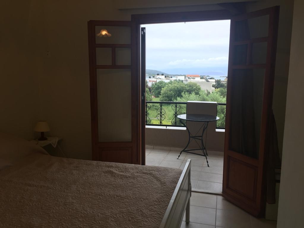 Janet'S Apartments Elounda Ngoại thất bức ảnh