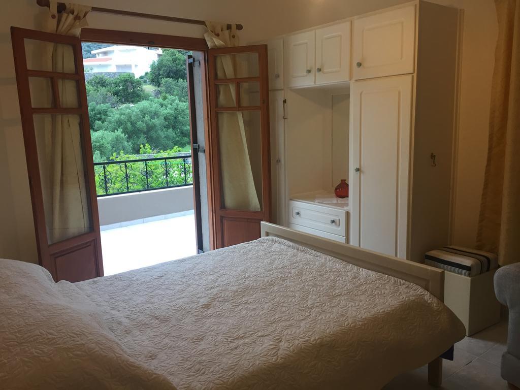 Janet'S Apartments Elounda Ngoại thất bức ảnh